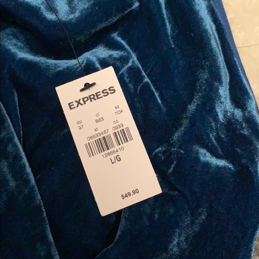 2 colors NWT Express velvet wrap cami Size L - Picture 6 of 6